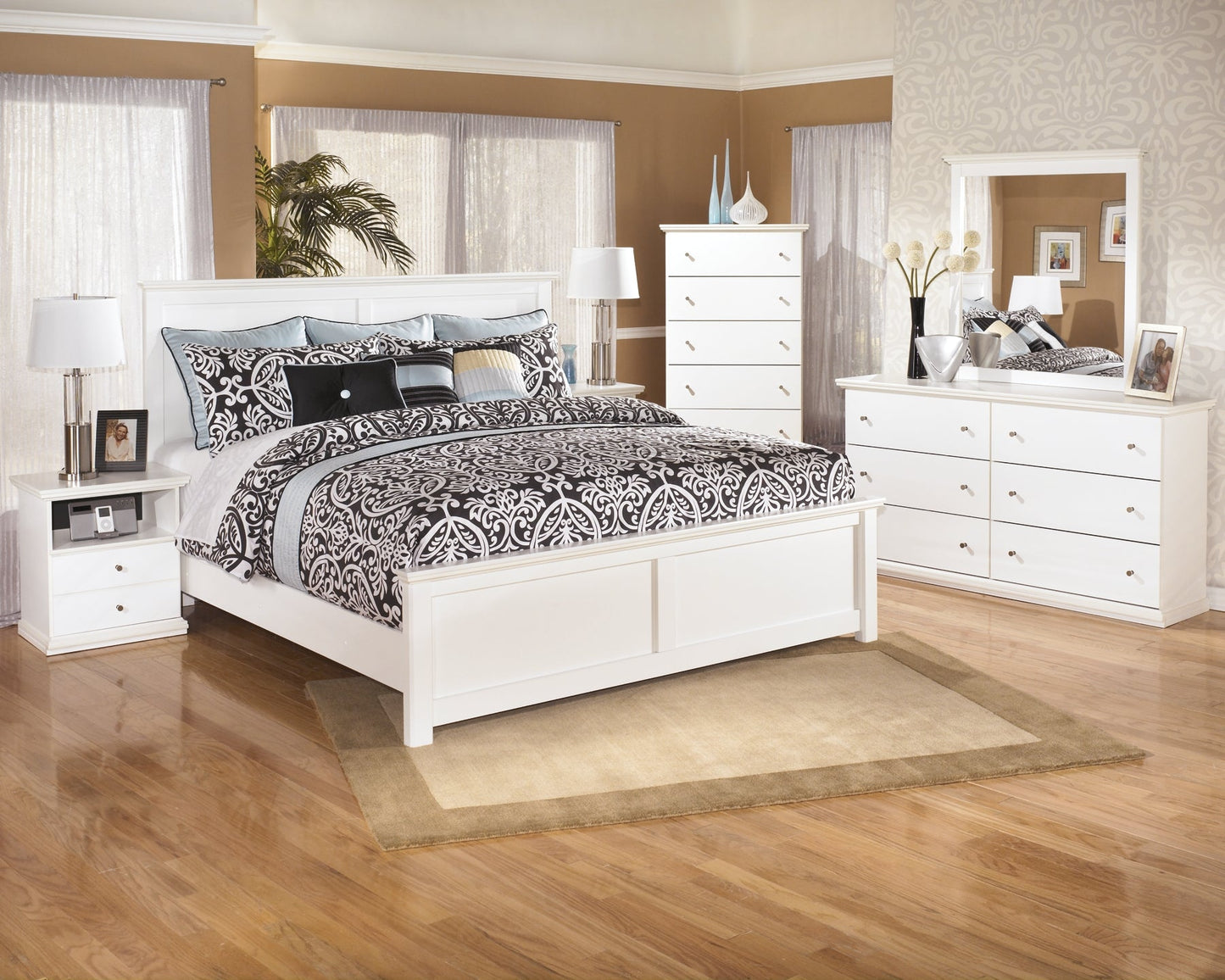 Ashley Express - Bostwick Shoals Queen Panel Bed at Towne & Country Furniture (AL) furniture, home furniture, home decor, sofa, bedding