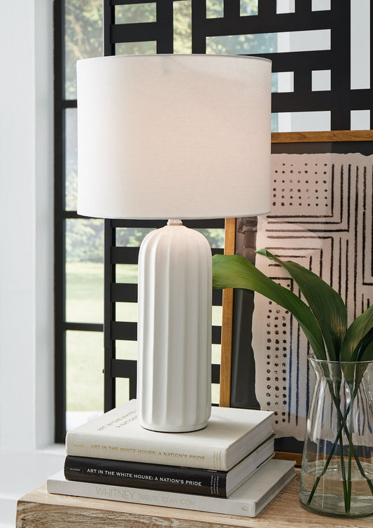 Ashley Express - Clarkland Ceramic Table Lamp (2/CN) at Towne & Country Furniture (AL) furniture, home furniture, home decor, sofa, bedding