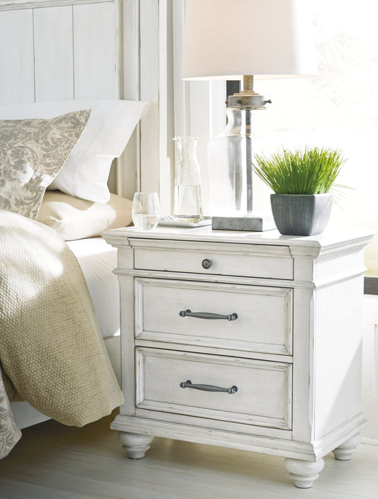 Ashley Express - Kanwyn Three Drawer Night Stand at Towne & Country Furniture (AL) furniture, home furniture, home decor, sofa, bedding