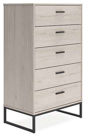 Ashley Express - Socalle Five Drawer Chest at Towne & Country Furniture (AL) furniture, home furniture, home decor, sofa, bedding