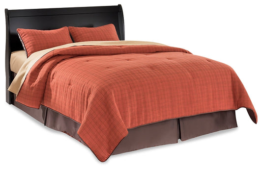 Huey Vineyard Queen Sleigh Headboard with Mirrored Dresser at Towne & Country Furniture (AL) furniture, home furniture, home decor, sofa, bedding