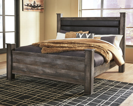 Wynnlow  Upholstered Poster Bed at Towne & Country Furniture (AL) furniture, home furniture, home decor, sofa, bedding