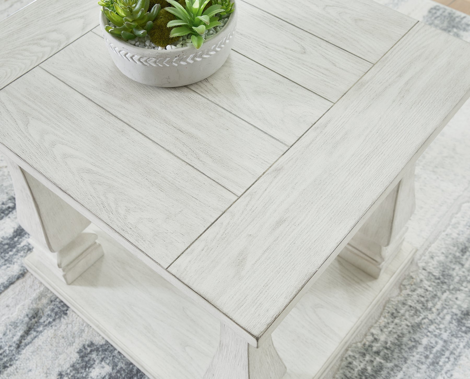Arlendyne Coffee Table with 1 End Table at Towne & Country Furniture (AL) furniture, home furniture, home decor, sofa, bedding