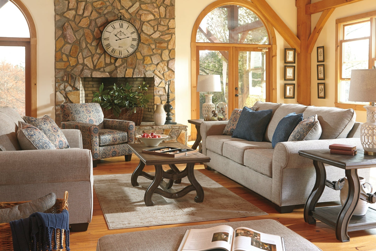 Ashley Express - Augustina Wall Clock at Towne & Country Furniture (AL) furniture, home furniture, home decor, sofa, bedding