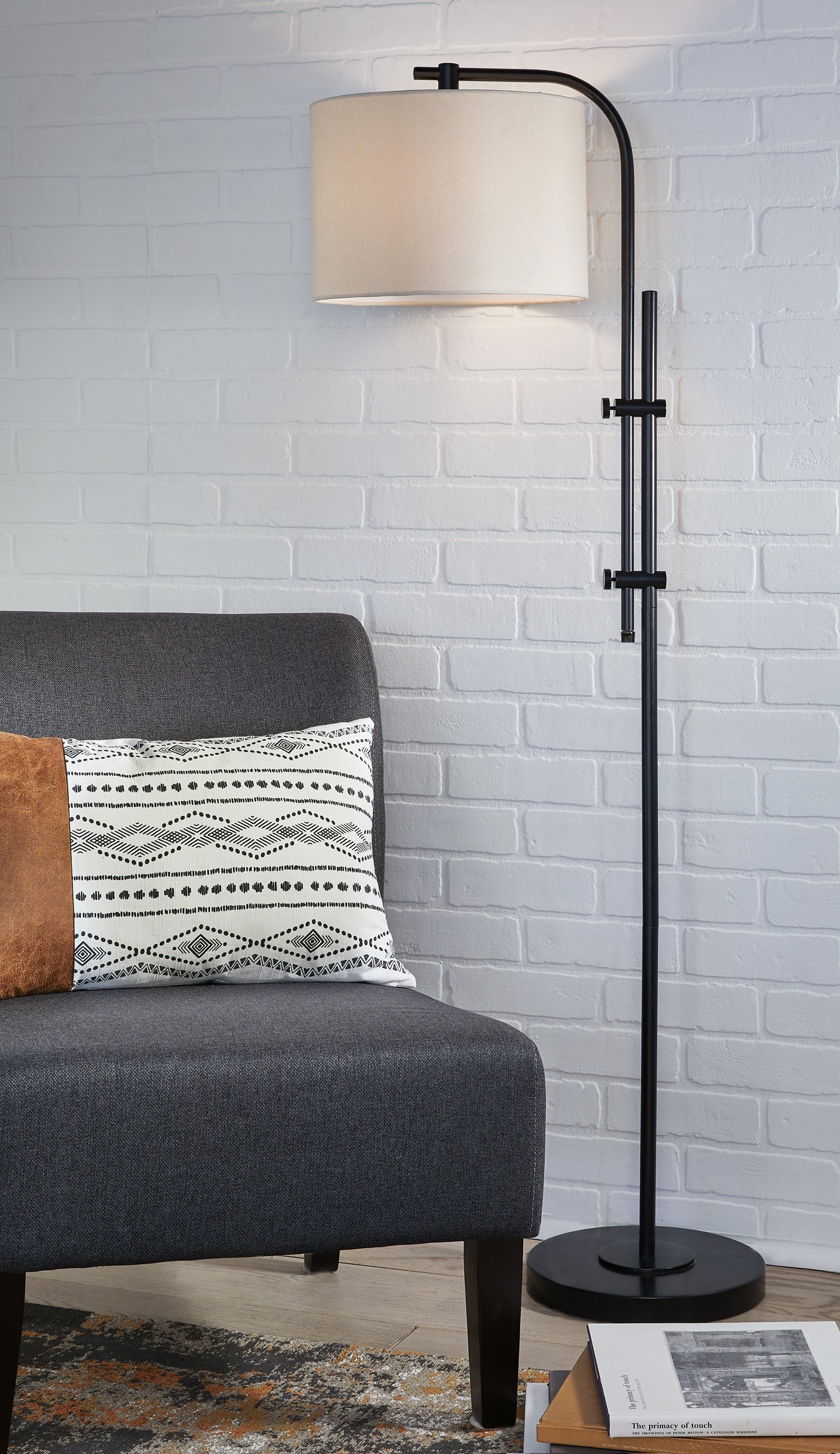Ashley Express - Baronvale Metal Floor Lamp (1/CN) at Towne & Country Furniture (AL) furniture, home furniture, home decor, sofa, bedding