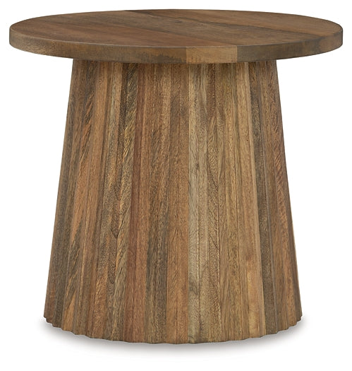 Ashley Express - Ceilby Accent Table at Towne & Country Furniture (AL) furniture, home furniture, home decor, sofa, bedding