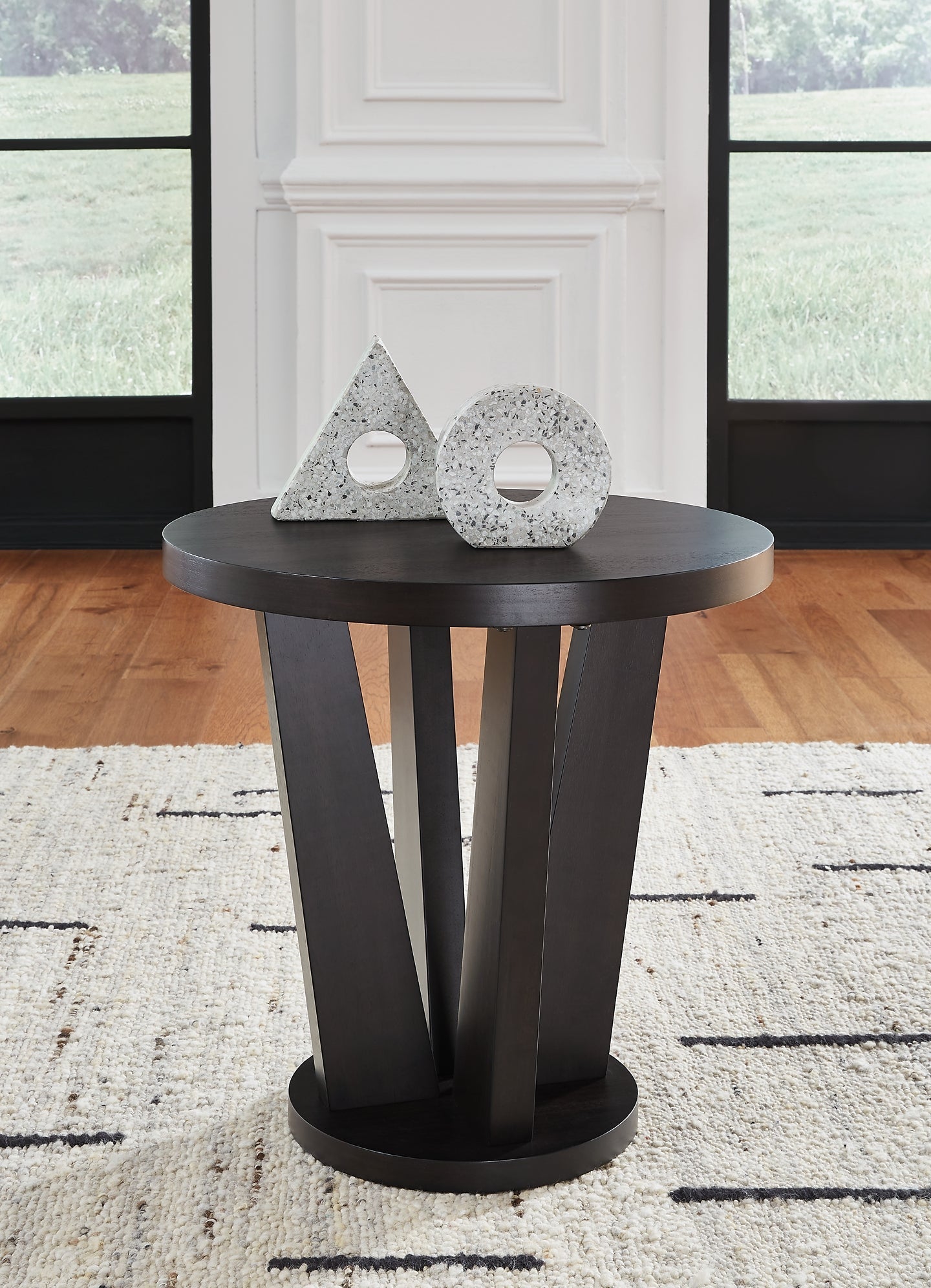Ashley Express - Chasinfield Coffee Table with 1 End Table at Towne & Country Furniture (AL) furniture, home furniture, home decor, sofa, bedding