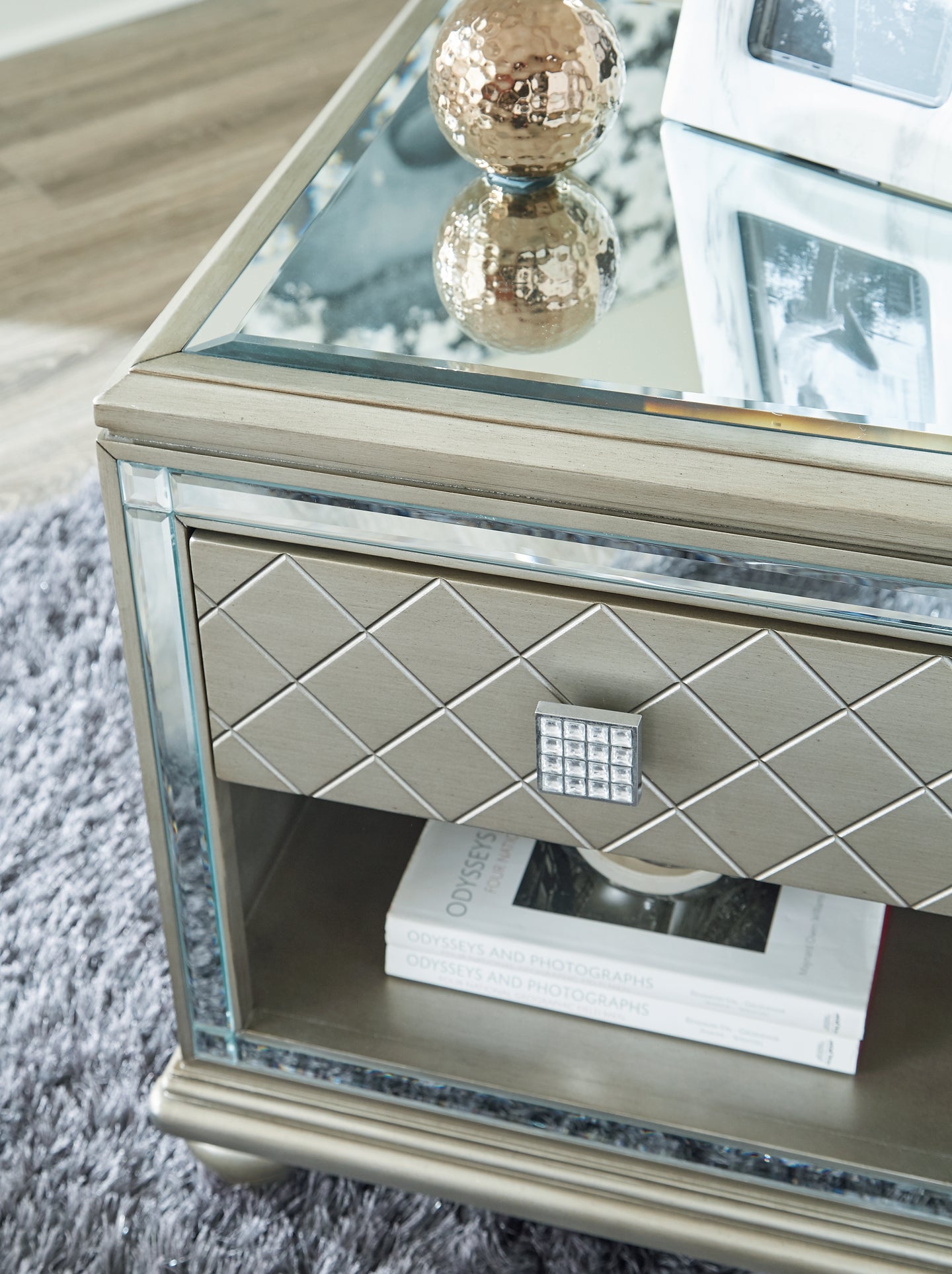 Ashley Express - Chevanna Rectangular End Table at Towne & Country Furniture (AL) furniture, home furniture, home decor, sofa, bedding