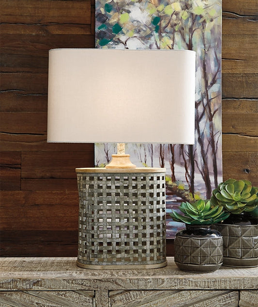 Ashley Express - Deondra Metal Table Lamp (1/CN) at Towne & Country Furniture (AL) furniture, home furniture, home decor, sofa, bedding