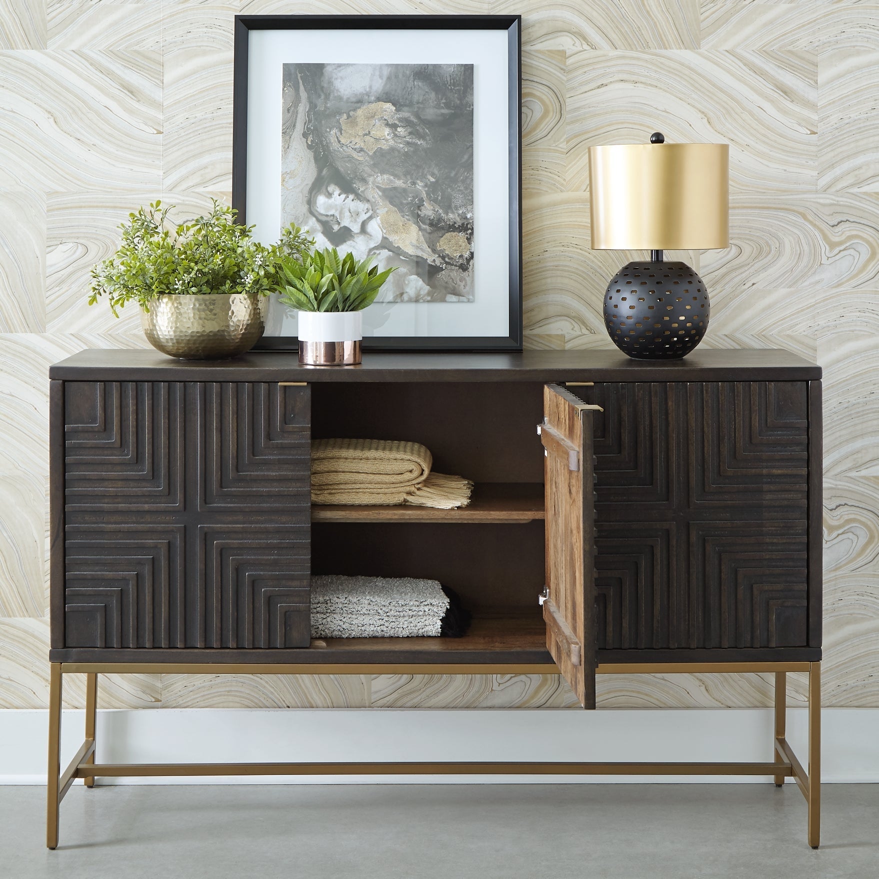 Ashley Express - Elinmore Accent Cabinet at Towne & Country Furniture (AL) furniture, home furniture, home decor, sofa, bedding