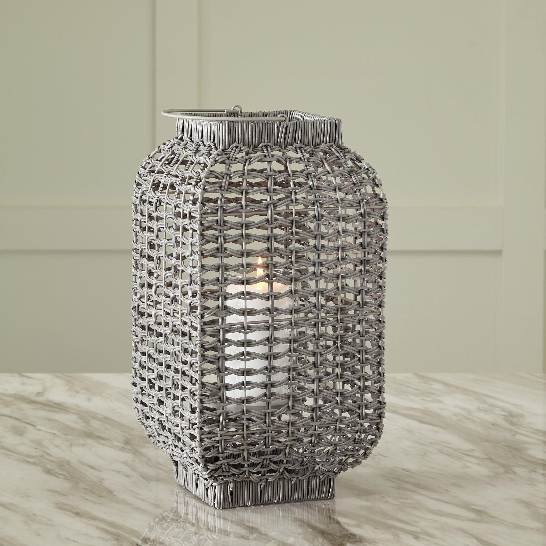 Ashley Express - Evonne Lantern at Towne & Country Furniture (AL) furniture, home furniture, home decor, sofa, bedding
