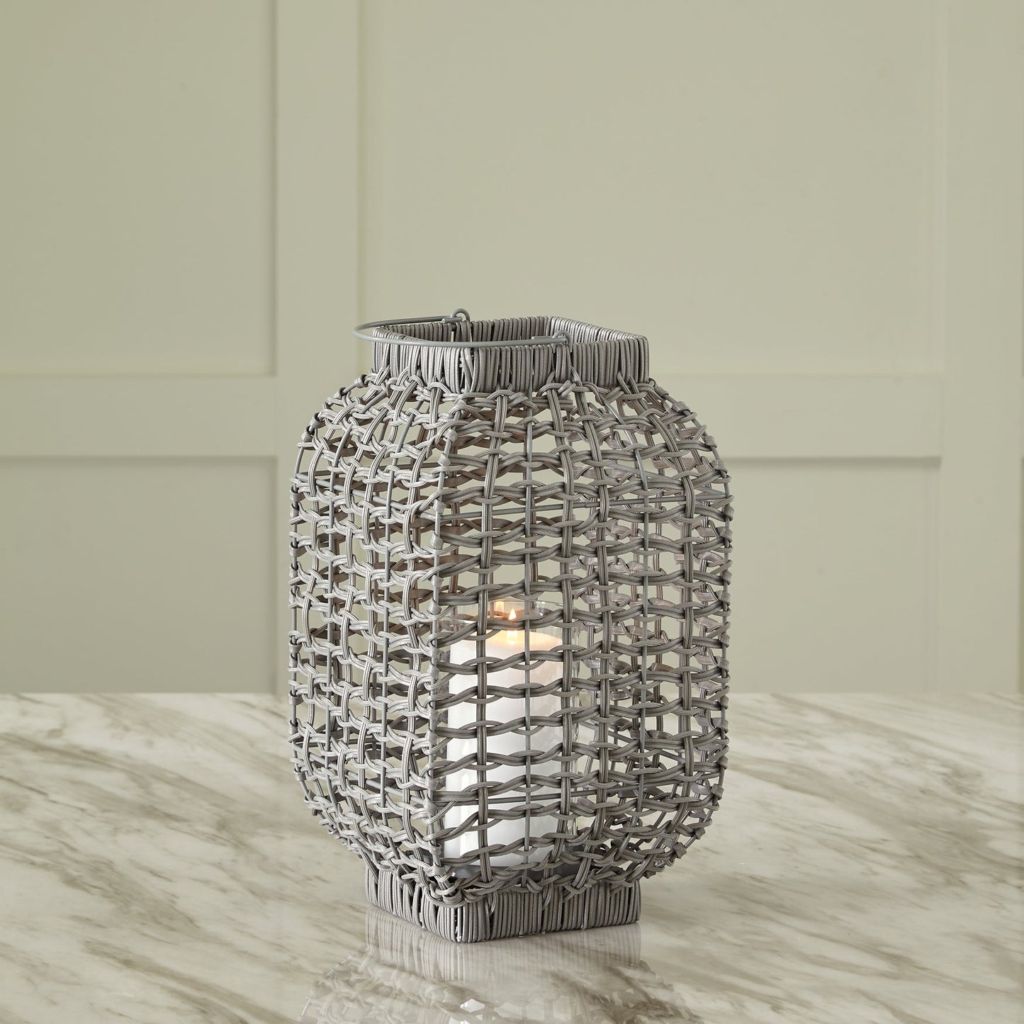 Ashley Express - Evonne Lantern at Towne & Country Furniture (AL) furniture, home furniture, home decor, sofa, bedding
