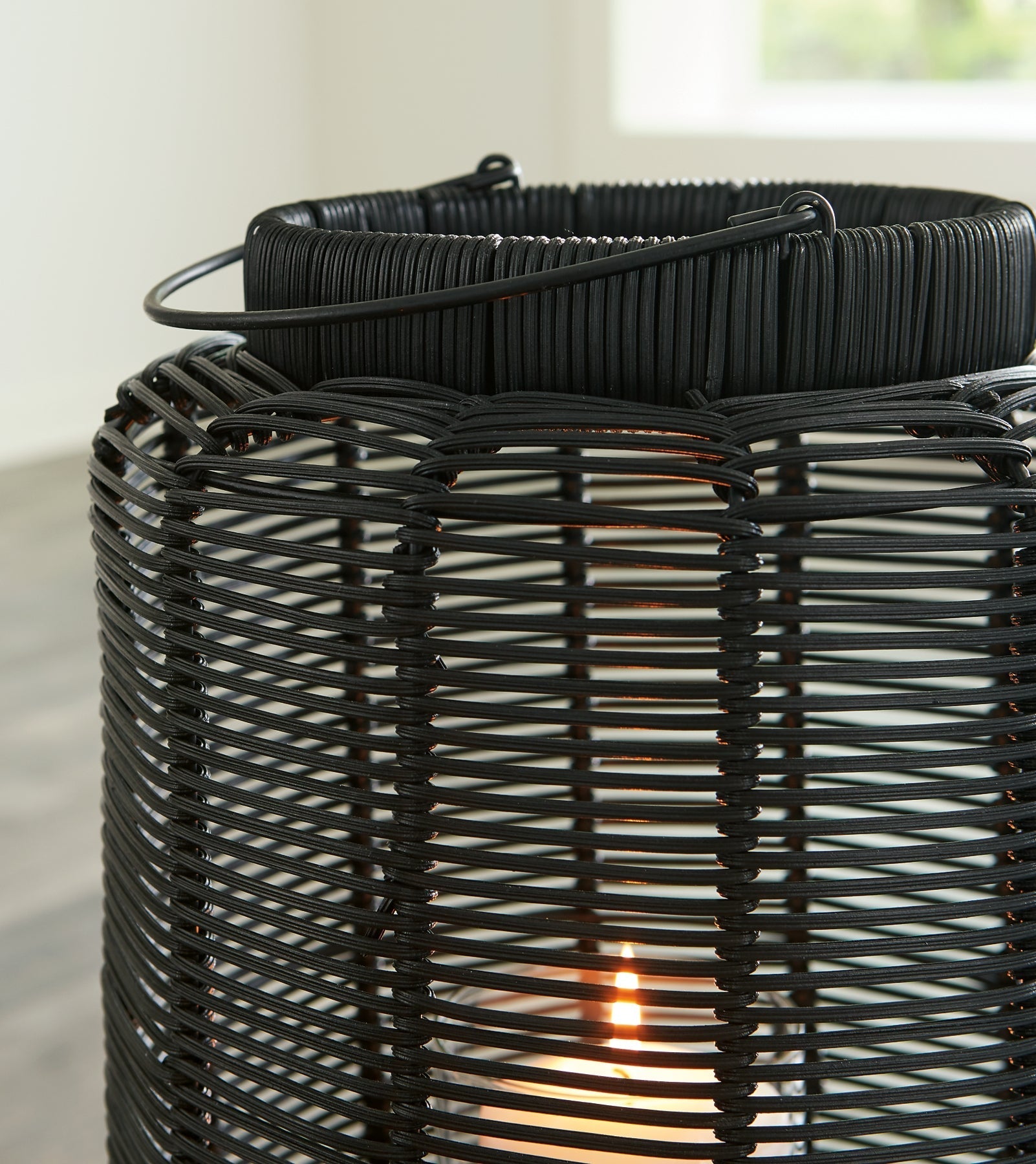 Ashley Express - Evonne Lantern at Towne & Country Furniture (AL) furniture, home furniture, home decor, sofa, bedding