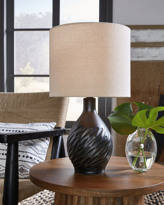 Ashley Express - Garinton Ceramic Table Lamp (1/CN) at Towne & Country Furniture (AL) furniture, home furniture, home decor, sofa, bedding