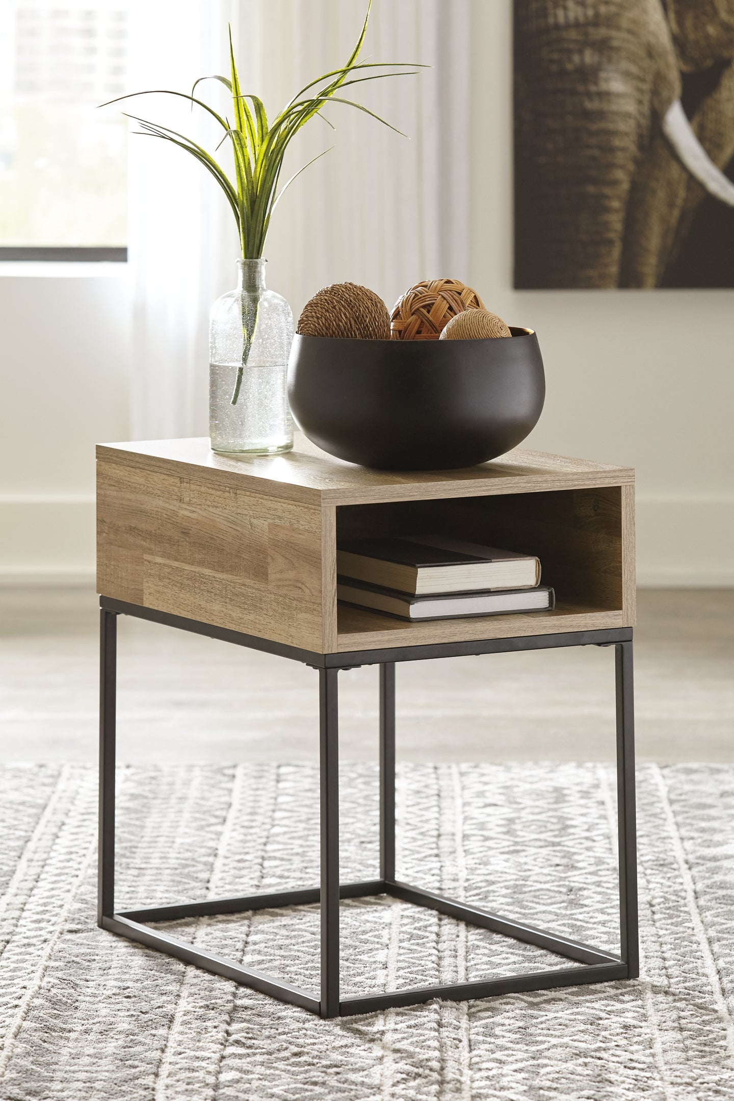 Ashley Express - Gerdanet Coffee Table with 1 End Table at Towne & Country Furniture (AL) furniture, home furniture, home decor, sofa, bedding