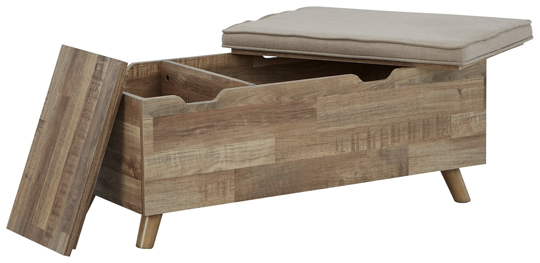 Ashley Express - Gerdanet Storage Bench at Towne & Country Furniture (AL) furniture, home furniture, home decor, sofa, bedding