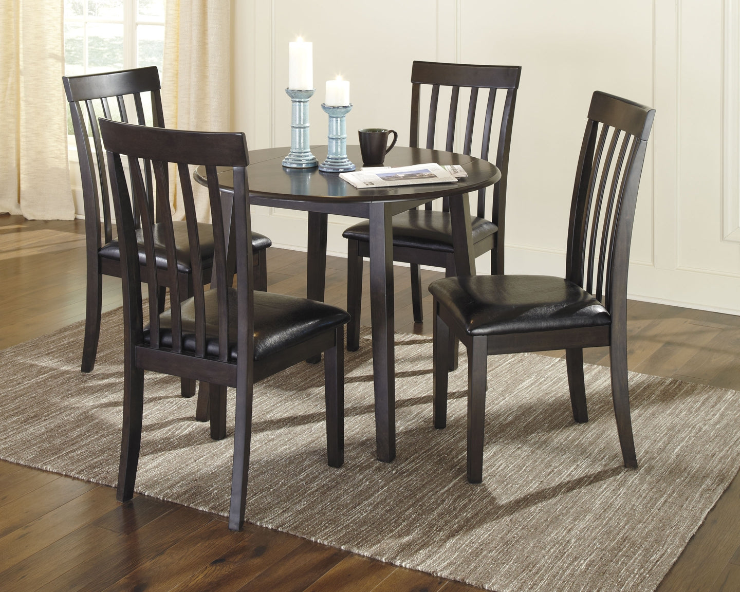 Ashley Express - Hammis Dining Chair (Set of 2) at Towne & Country Furniture (AL) furniture, home furniture, home decor, sofa, bedding