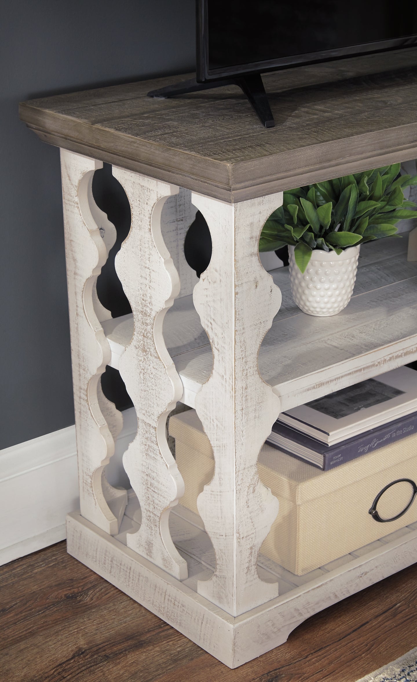 Ashley Express - Havalance Console Sofa Table at Towne & Country Furniture (AL) furniture, home furniture, home decor, sofa, bedding