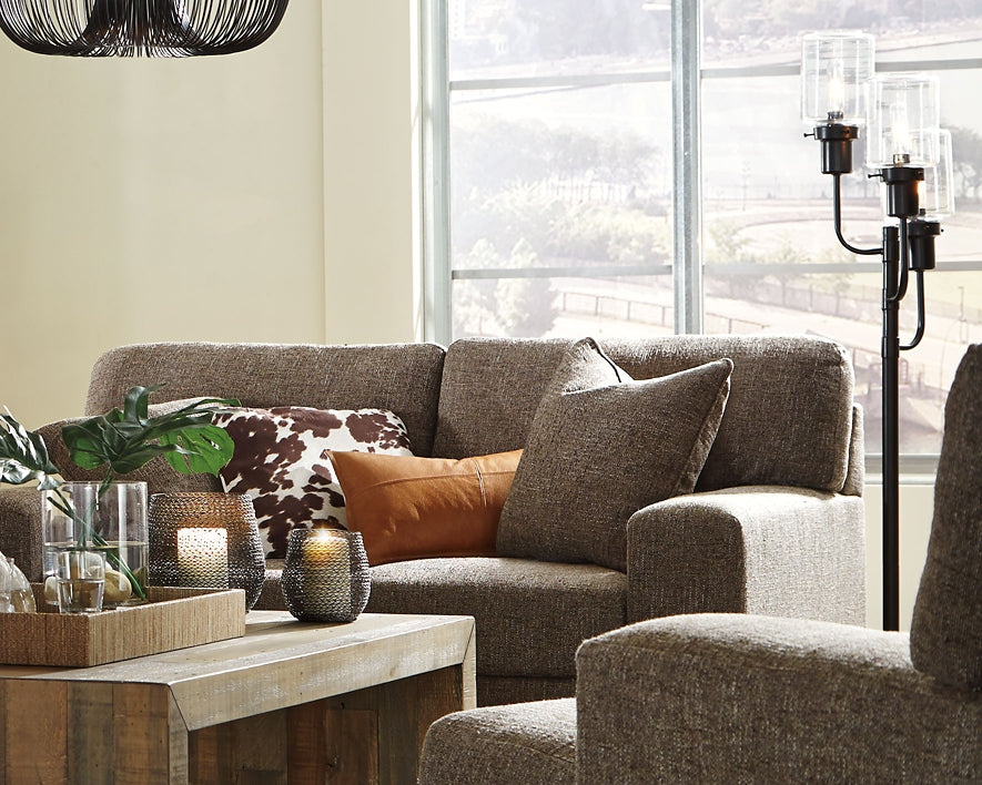Ashley Express - Jaak Metal Floor Lamp (1/CN) at Towne & Country Furniture (AL) furniture, home furniture, home decor, sofa, bedding
