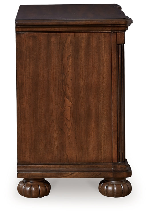 Ashley Express - Lavinton Three Drawer Night Stand at Towne & Country Furniture (AL) furniture, home furniture, home decor, sofa, bedding