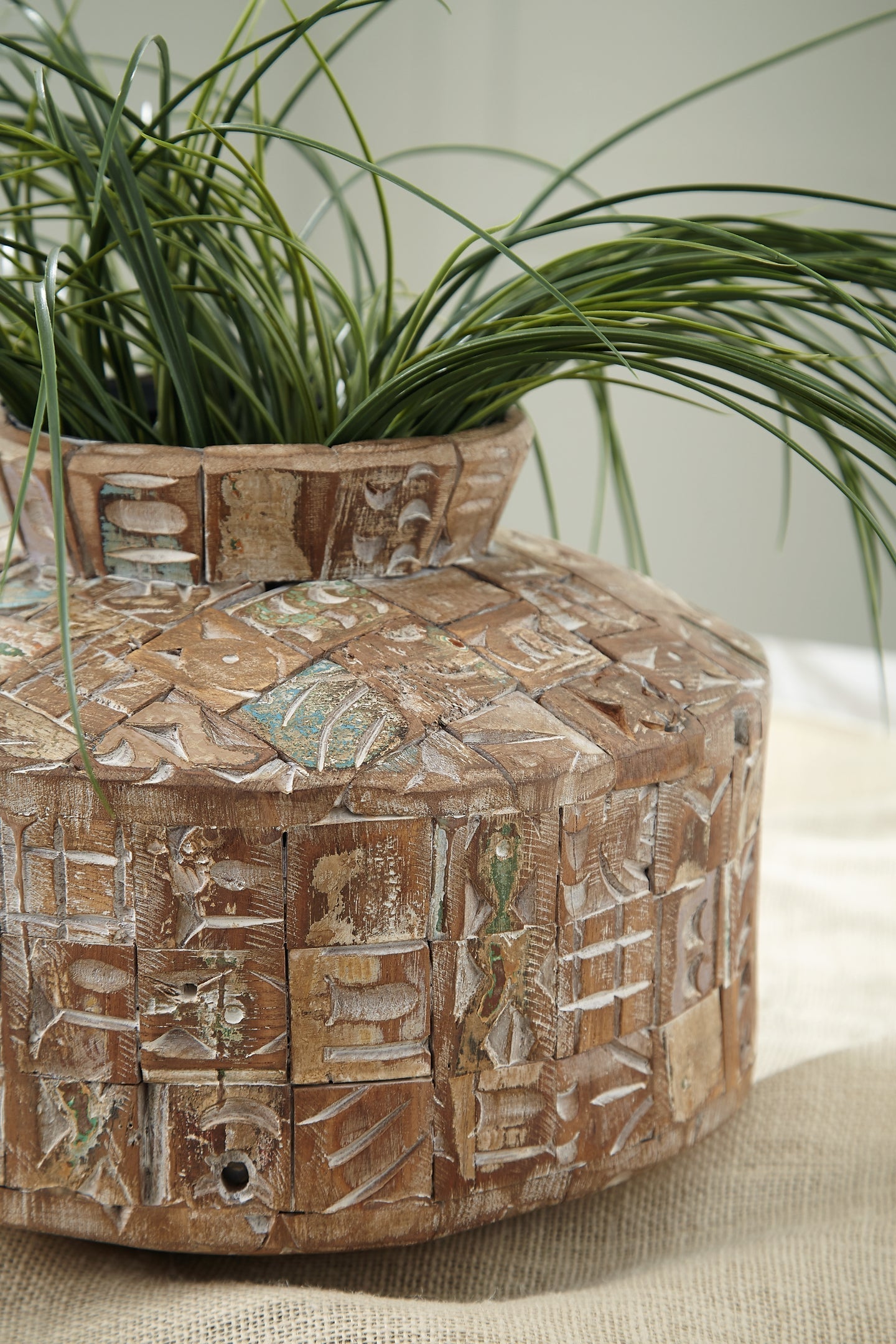 Ashley Express - Meltland Vase at Towne & Country Furniture (AL) furniture, home furniture, home decor, sofa, bedding