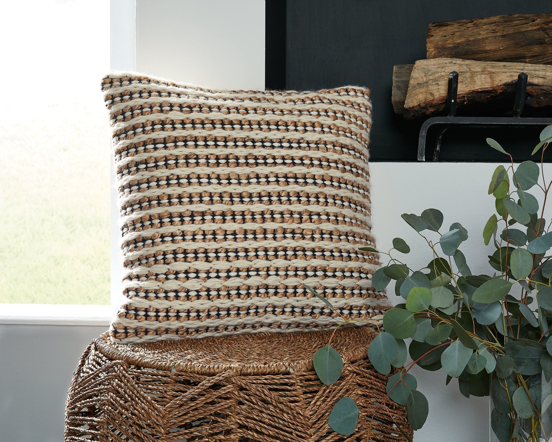 Ashley Express - Nealington Pillow at Towne & Country Furniture (AL) furniture, home furniture, home decor, sofa, bedding