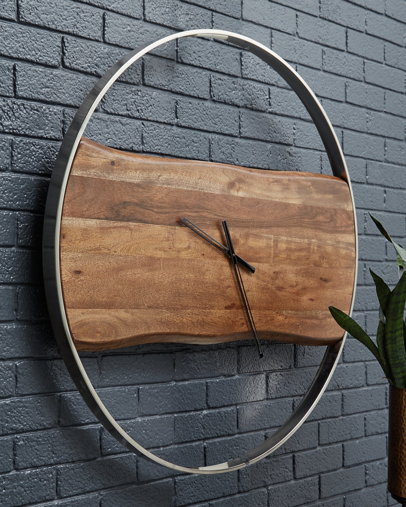 Ashley Express - Panchali Wall Clock at Towne & Country Furniture (AL) furniture, home furniture, home decor, sofa, bedding