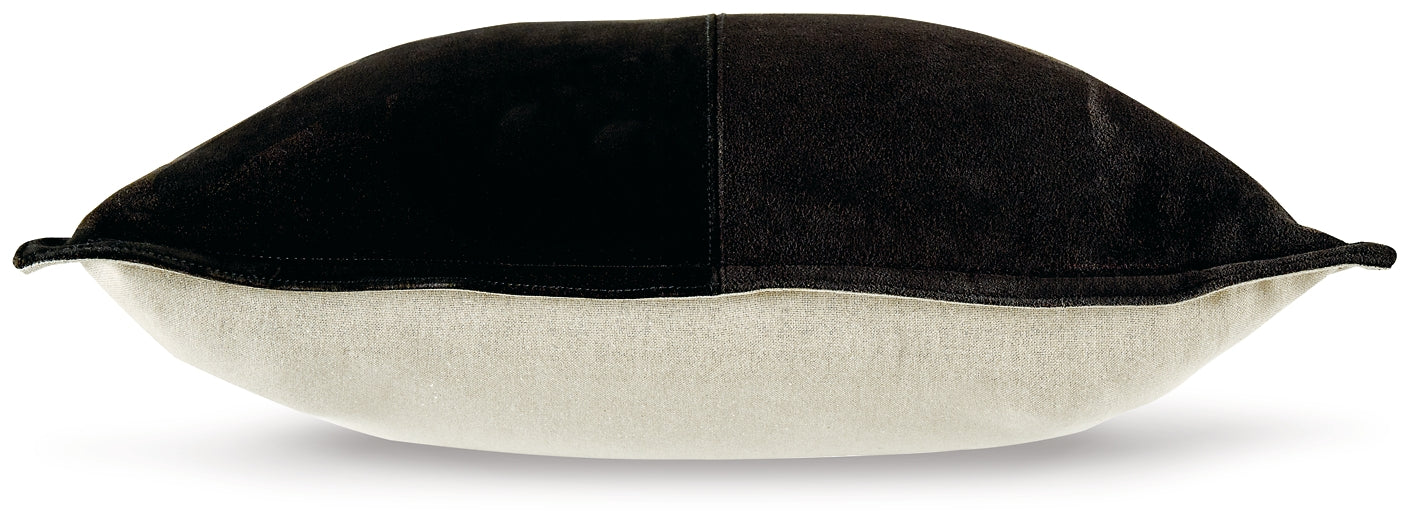 Ashley Express - Rayvale Pillow at Towne & Country Furniture (AL) furniture, home furniture, home decor, sofa, bedding