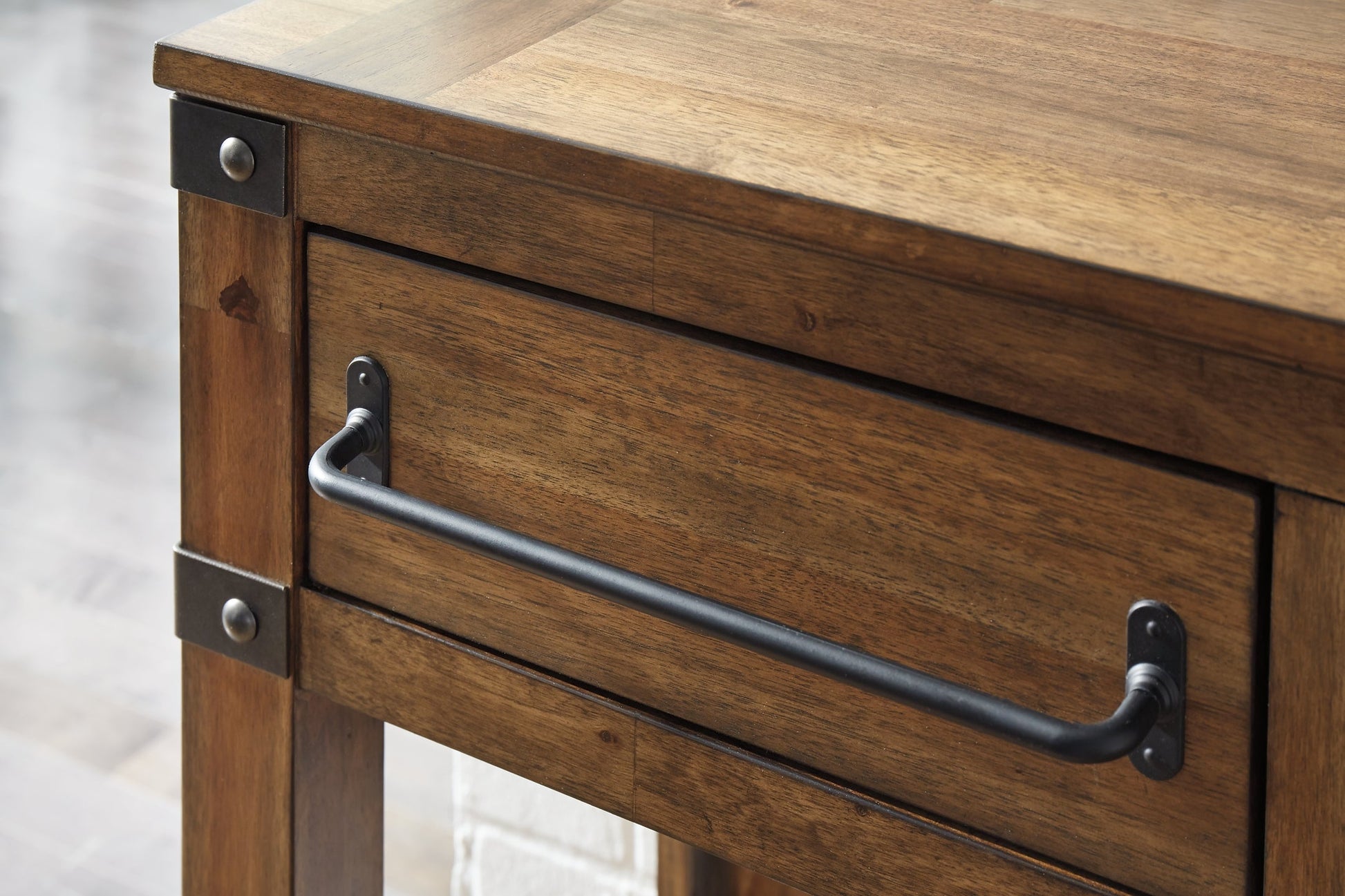 Ashley Express - Roybeck Accent Cabinet at Towne & Country Furniture (AL) furniture, home furniture, home decor, sofa, bedding