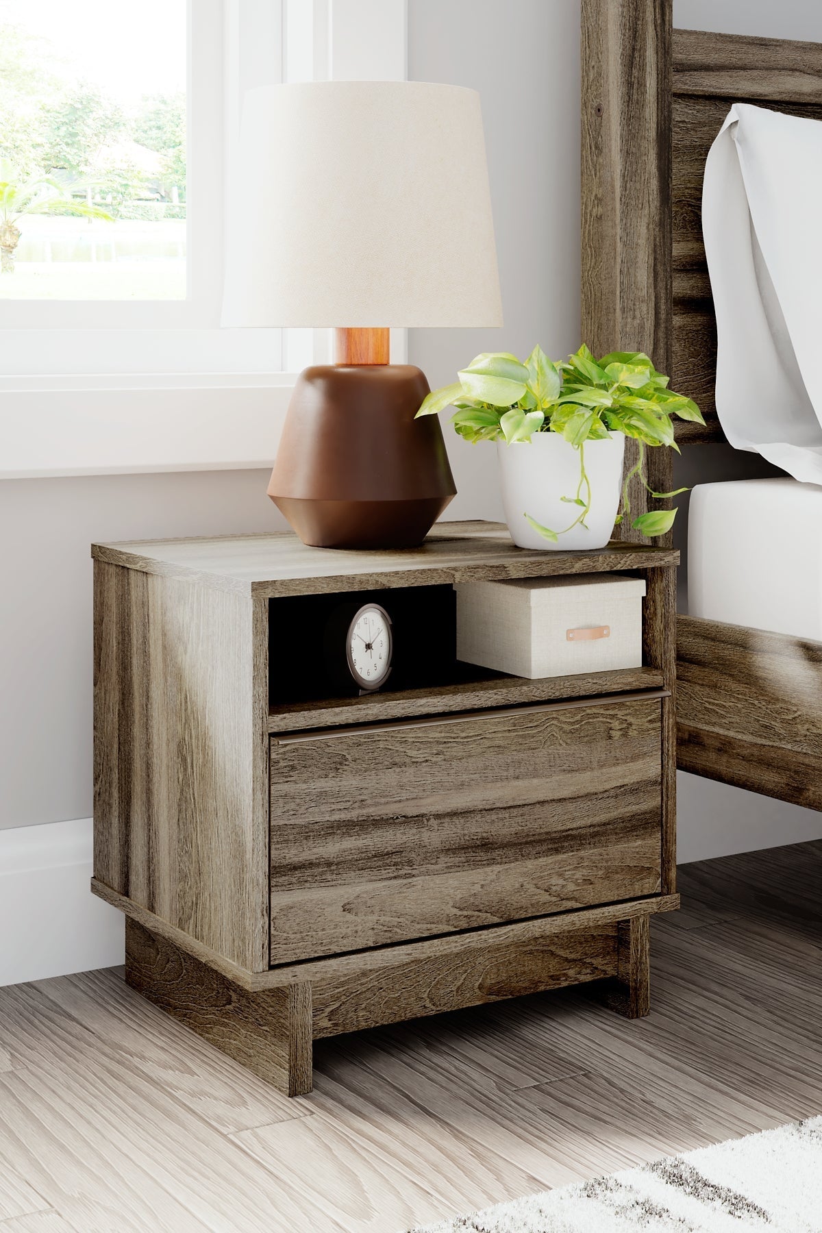 Ashley Express - Shallifer One Drawer Night Stand at Towne & Country Furniture (AL) furniture, home furniture, home decor, sofa, bedding