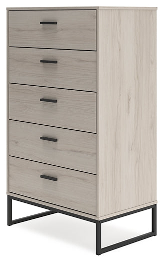 Ashley Express - Socalle Five Drawer Chest at Towne & Country Furniture (AL) furniture, home furniture, home decor, sofa, bedding