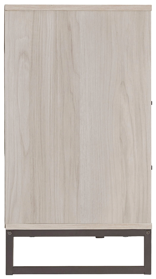 Ashley Express - Socalle Six Drawer Dresser at Towne & Country Furniture (AL) furniture, home furniture, home decor, sofa, bedding