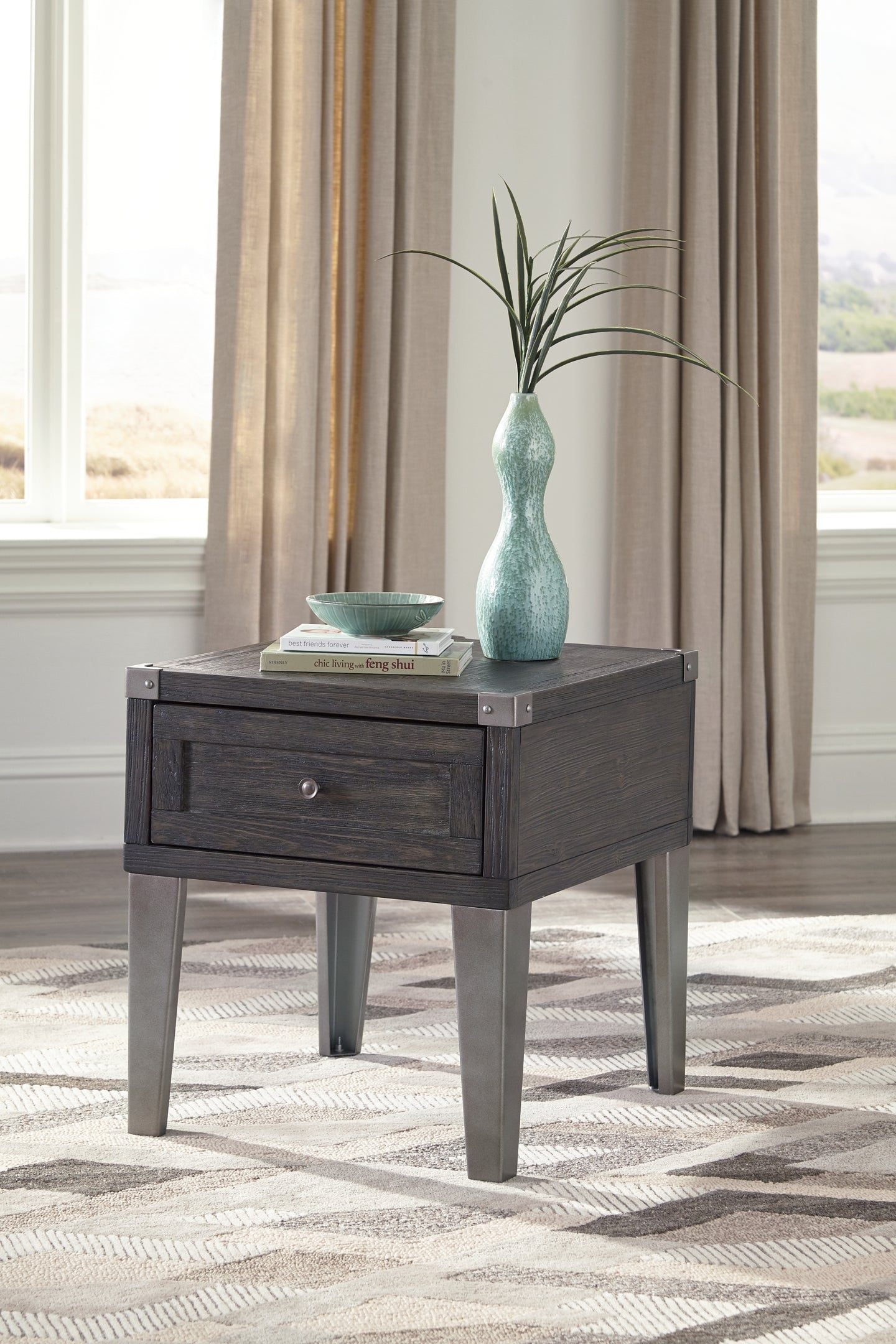 Ashley Express - Todoe Rectangular End Table at Towne & Country Furniture (AL) furniture, home furniture, home decor, sofa, bedding