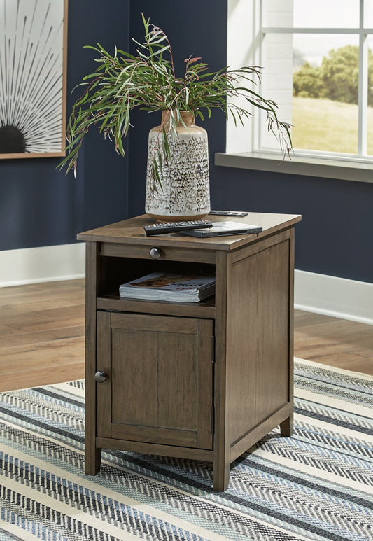 Ashley Express - Treytown Chair Side End Table at Towne & Country Furniture (AL) furniture, home furniture, home decor, sofa, bedding