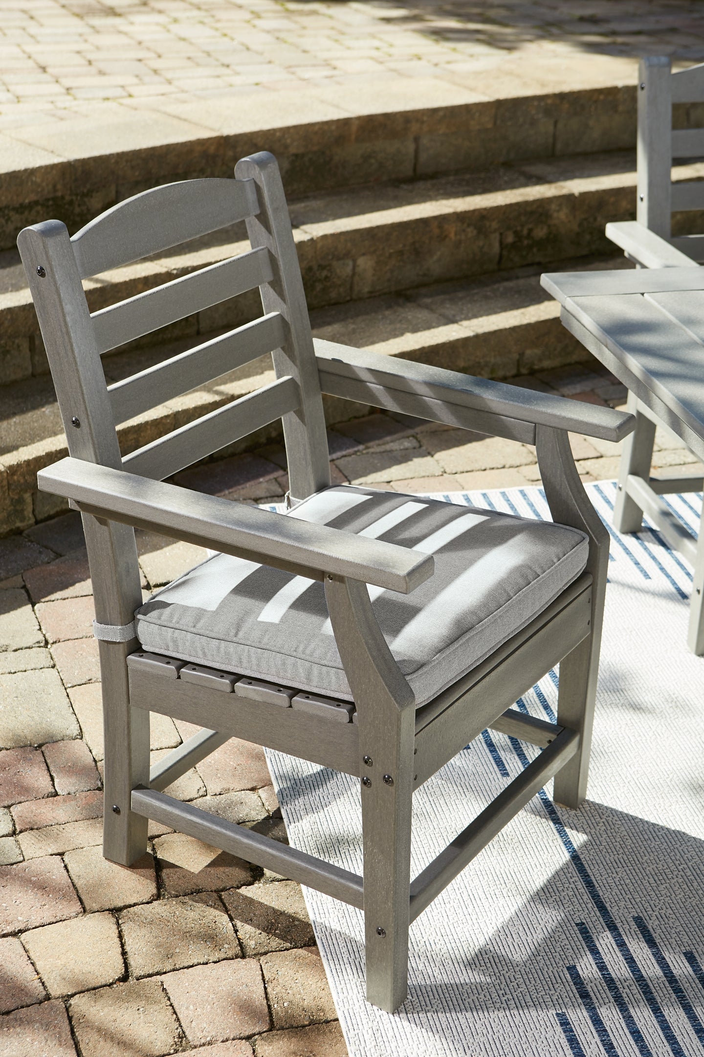 Ashley Express - Visola Arm Chair With Cushion (2/CN) at Towne & Country Furniture (AL) furniture, home furniture, home decor, sofa, bedding