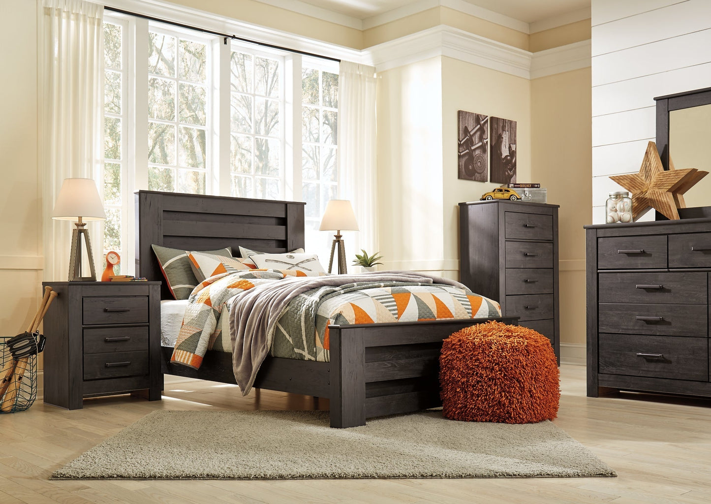 Brinxton Full Panel Bed with Mirrored Dresser and Chest at Towne & Country Furniture (AL) furniture, home furniture, home decor, sofa, bedding