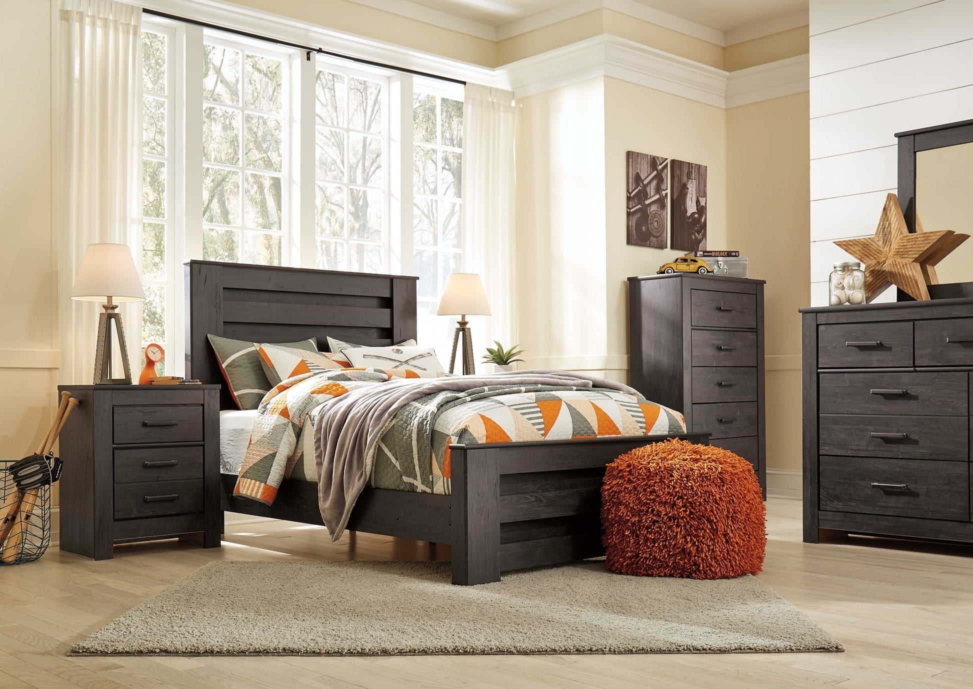 Brinxton Full Panel Bed with Mirrored Dresser and Chest at Towne & Country Furniture (AL) furniture, home furniture, home decor, sofa, bedding