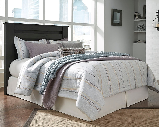 Brinxton King Panel Bed with Mirrored Dresser and 2 Nightstands at Towne & Country Furniture (AL) furniture, home furniture, home decor, sofa, bedding