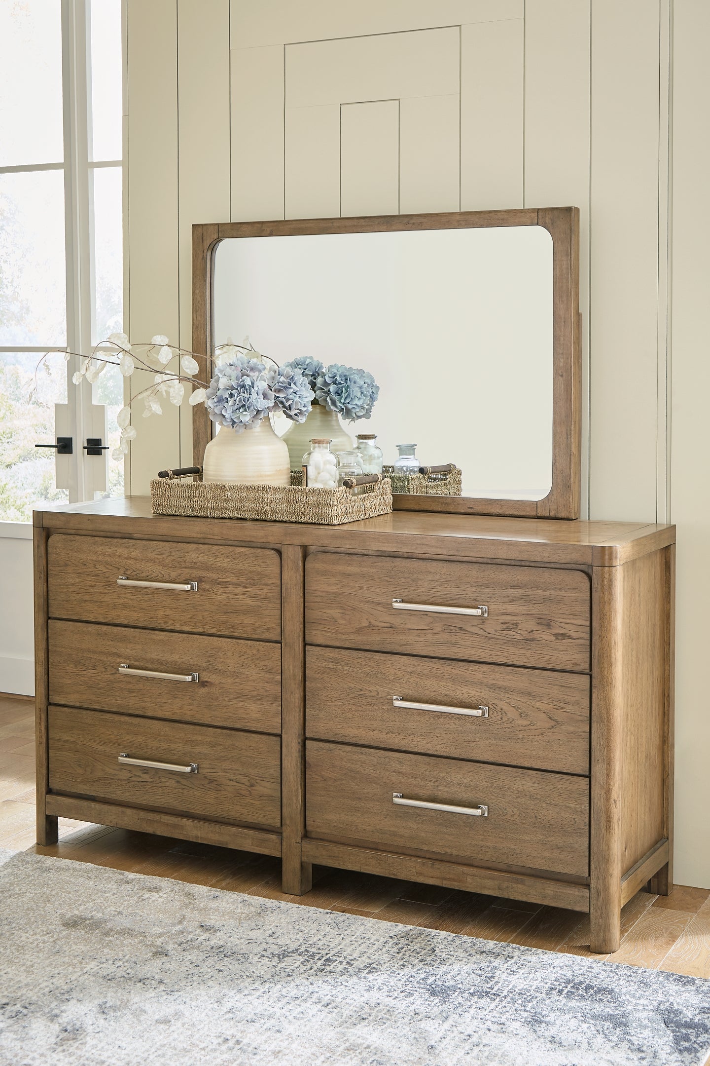 Cabalynn Queen Upholstered Bed with Mirrored Dresser, Chest and Nightstand at Towne & Country Furniture (AL) furniture, home furniture, home decor, sofa, bedding
