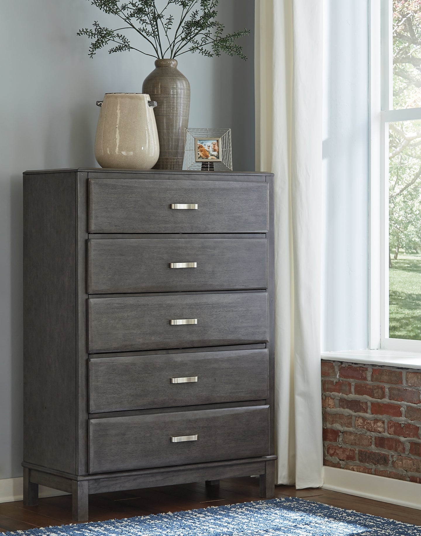 Caitbrook Five Drawer Chest at Towne & Country Furniture (AL) furniture, home furniture, home decor, sofa, bedding