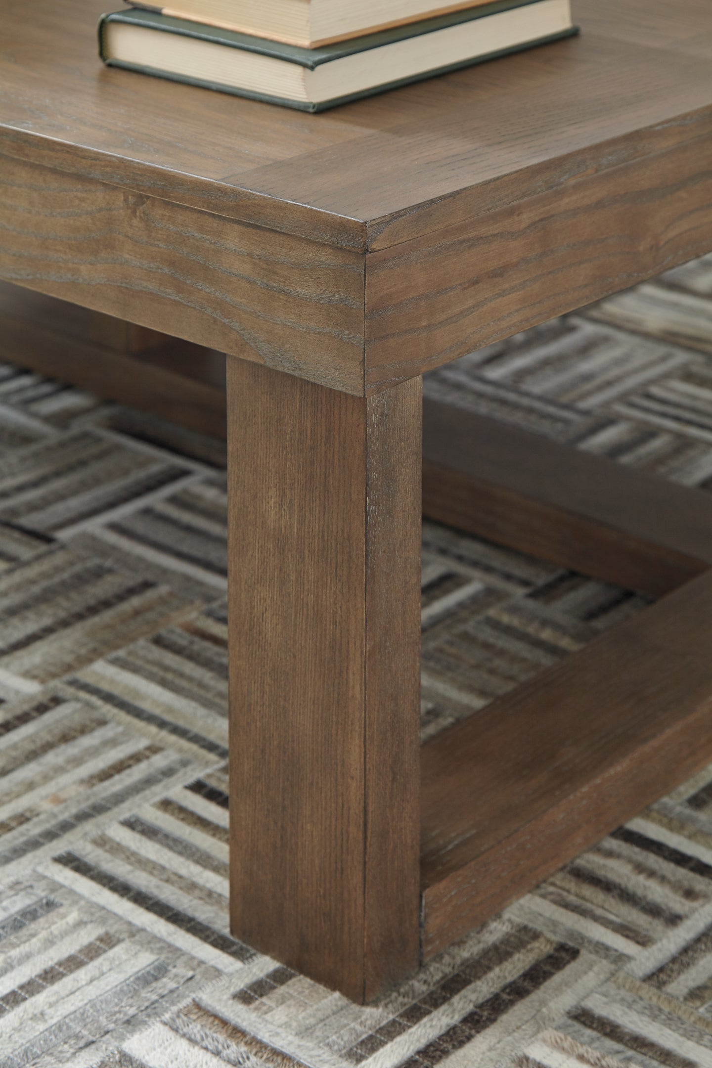 Cariton Coffee Table with 1 End Table at Towne & Country Furniture (AL) furniture, home furniture, home decor, sofa, bedding