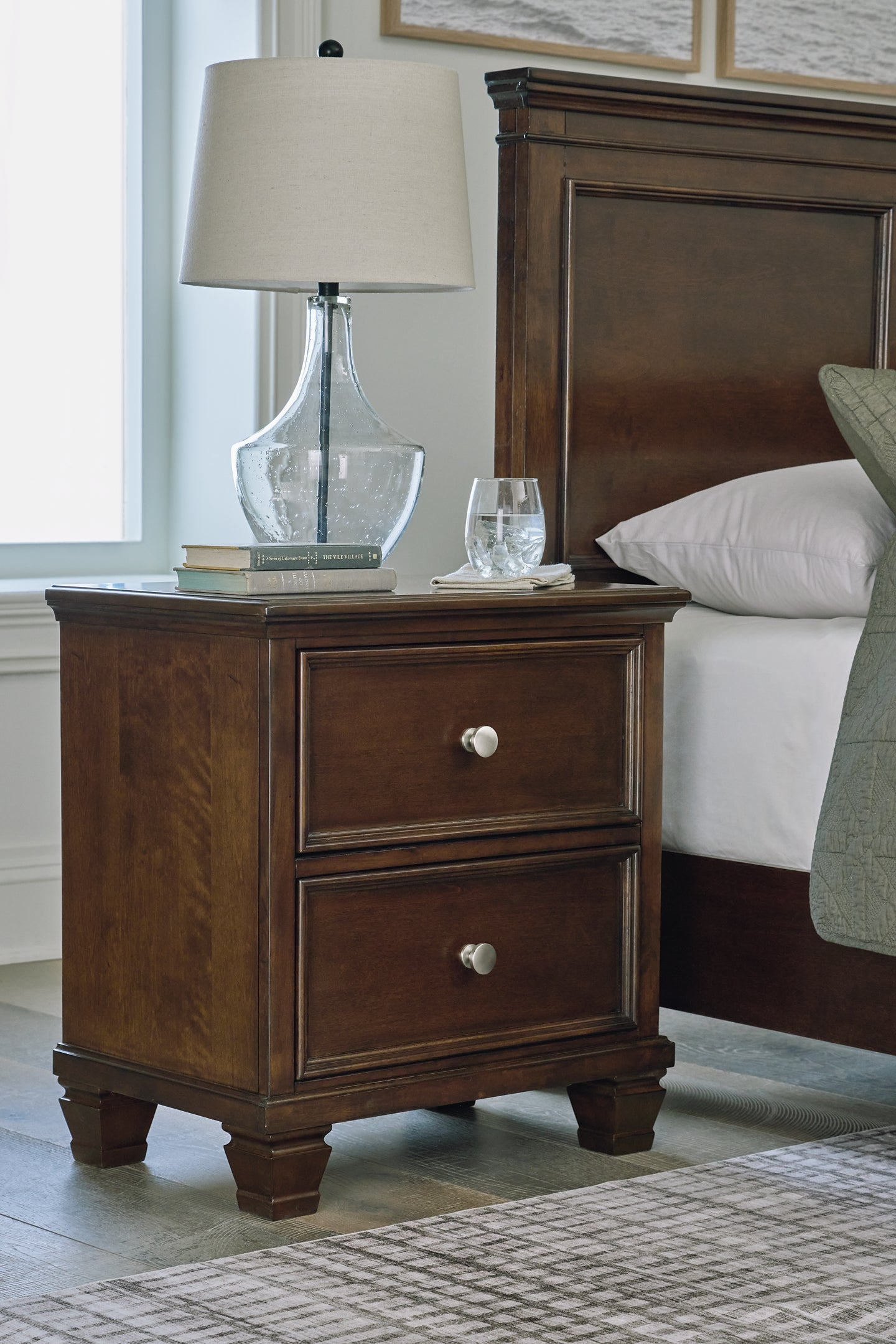Danabrin California King Panel Bed with Mirrored Dresser and 2 Nightstands at Towne & Country Furniture (AL) furniture, home furniture, home decor, sofa, bedding