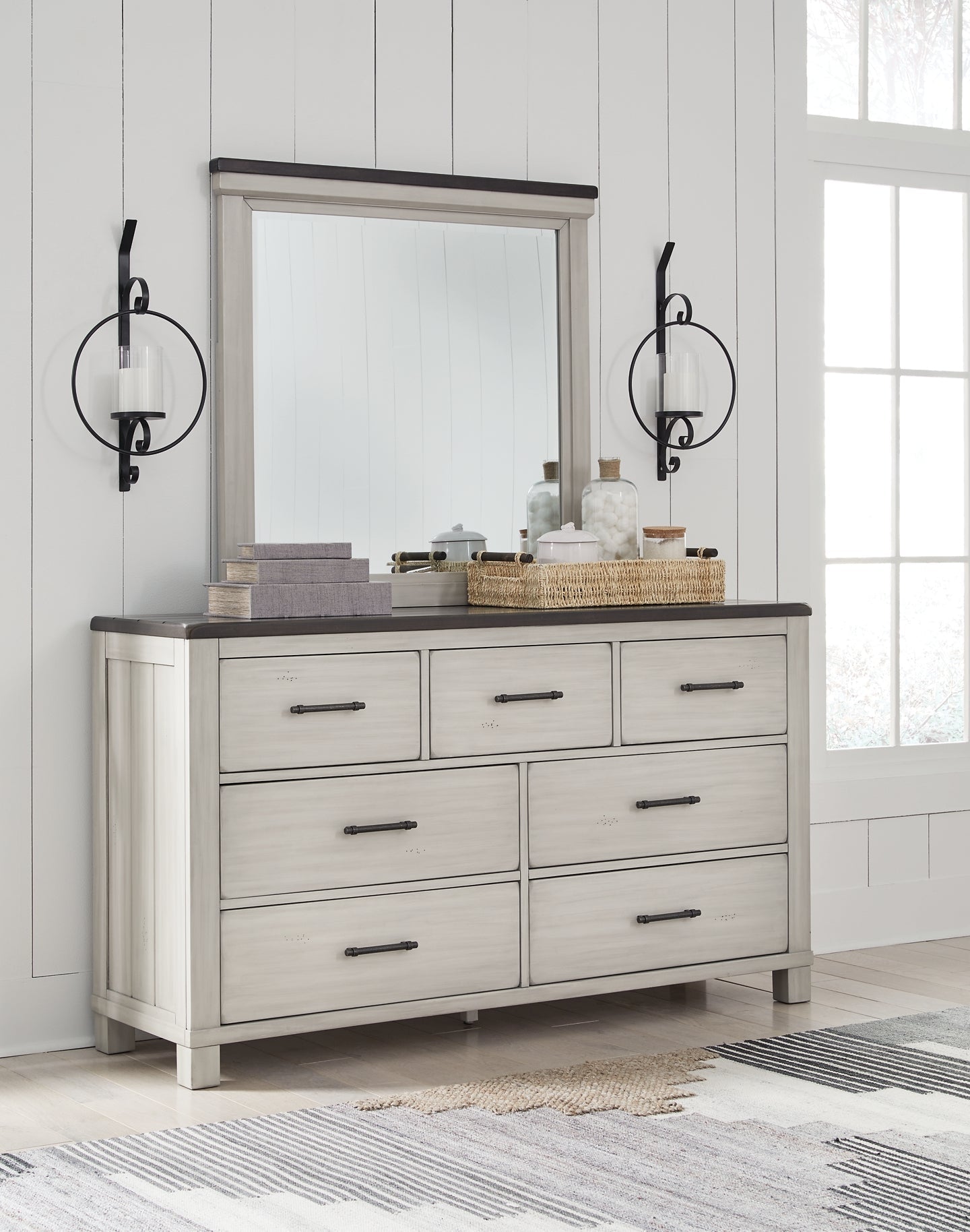 Darborn King Panel Bed with Mirrored Dresser and 2 Nightstands at Towne & Country Furniture (AL) furniture, home furniture, home decor, sofa, bedding