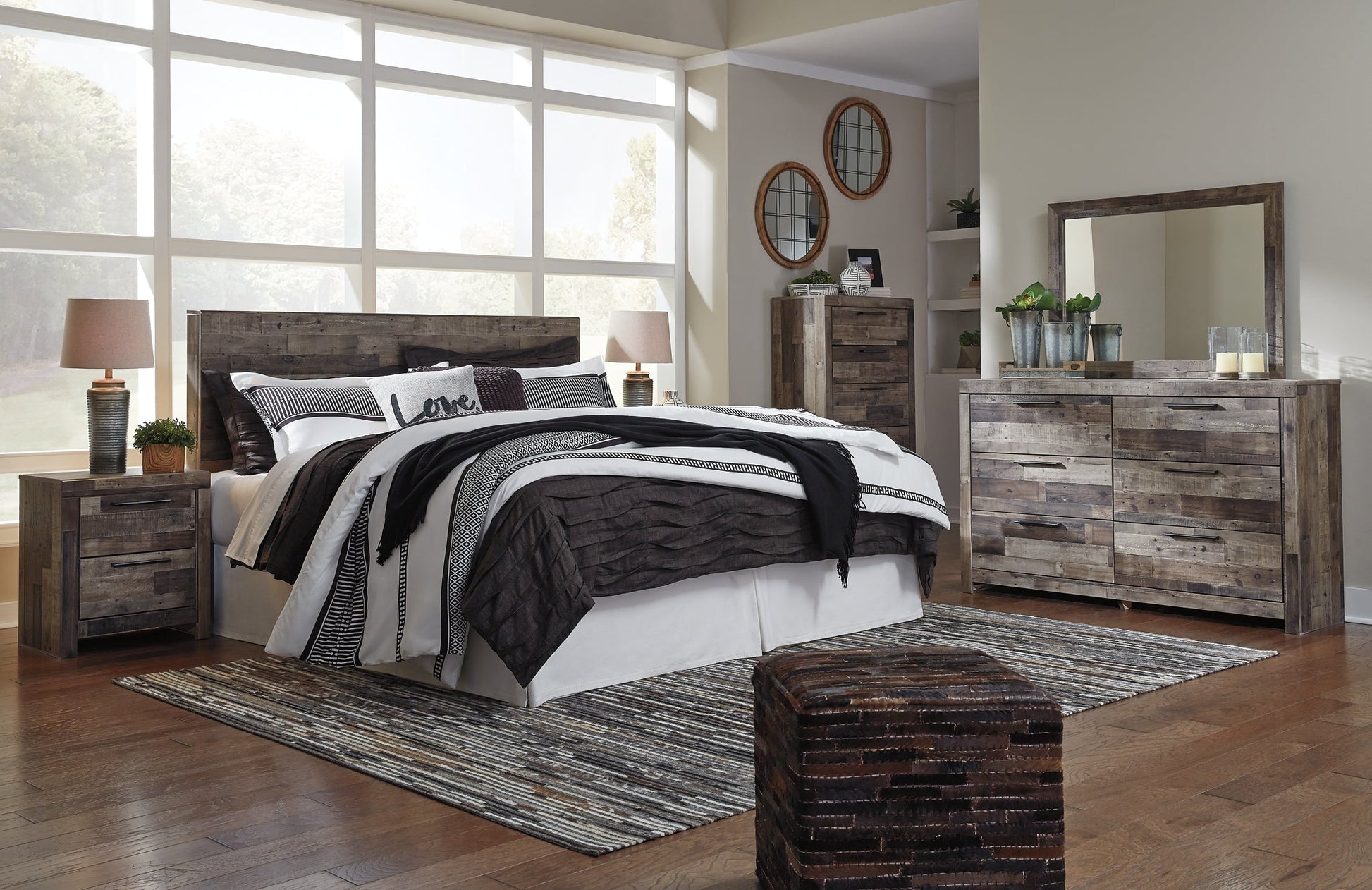 Derekson King Panel Headboard with Mirrored Dresser, Chest and Nightstand at Towne & Country Furniture (AL) furniture, home furniture, home decor, sofa, bedding