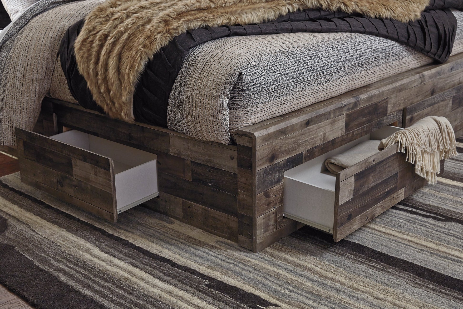 Derekson Queen Panel Bed with 6 Storage Drawers with Mirrored Dresser at Towne & Country Furniture (AL) furniture, home furniture, home decor, sofa, bedding