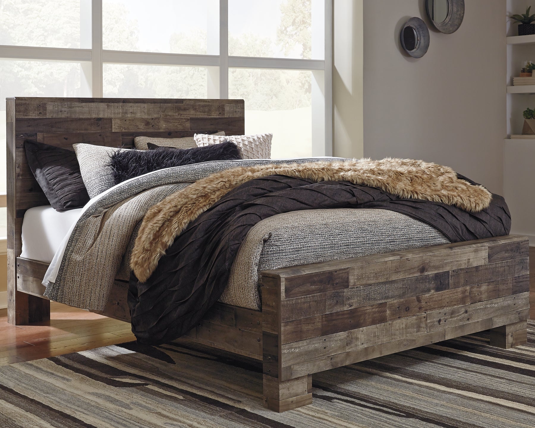 Derekson Queen Panel Bed with Mirrored Dresser, Chest and Nightstand at Towne & Country Furniture (AL) furniture, home furniture, home decor, sofa, bedding