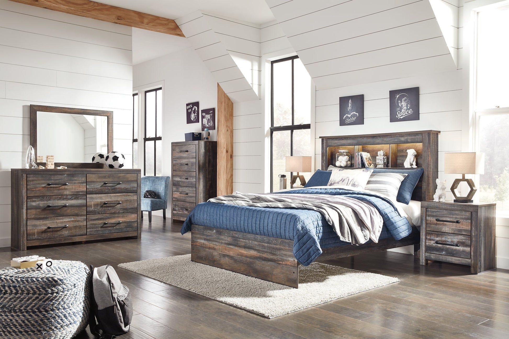 Drystan Full Bookcase Headboard with Mirrored Dresser, Chest and 2 Nightstands at Towne & Country Furniture (AL) furniture, home furniture, home decor, sofa, bedding