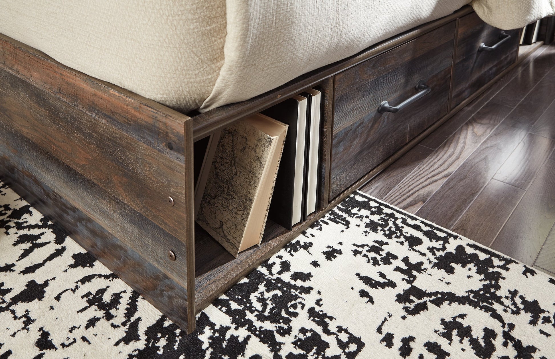 Drystan King Panel Bed with 2 Storage Drawers with Mirrored Dresser at Towne & Country Furniture (AL) furniture, home furniture, home decor, sofa, bedding