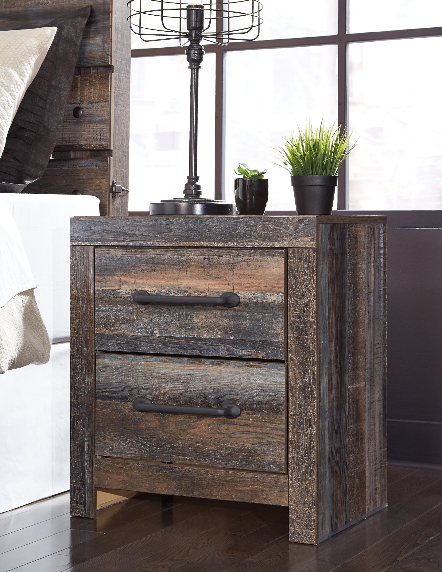 Drystan Queen/Full Bookcase Headboard with Mirrored Dresser and 2 Nightstands at Towne & Country Furniture (AL) furniture, home furniture, home decor, sofa, bedding