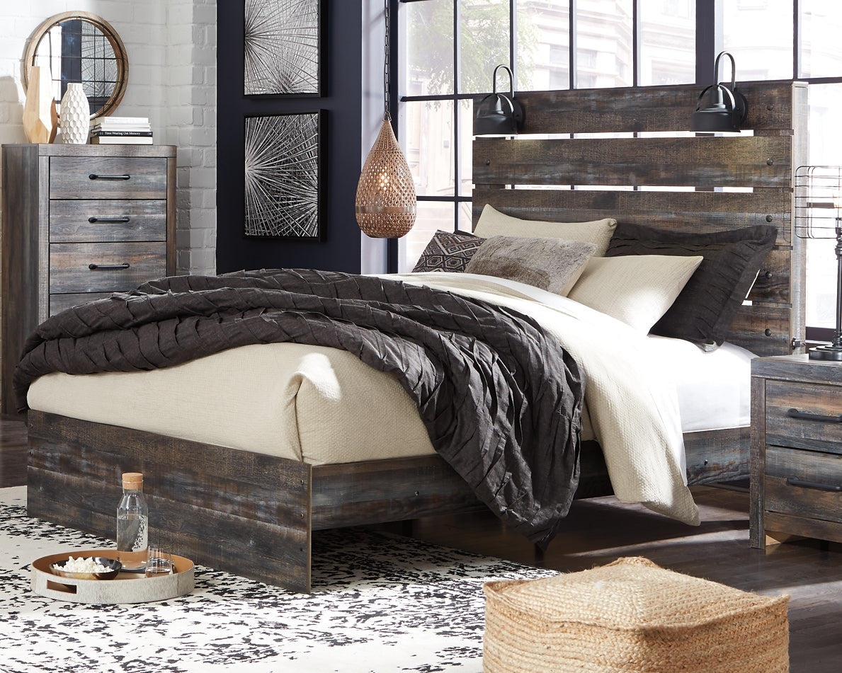 Drystan Queen Panel Bed with 4 Storage Drawers with Mirrored Dresser and 2 Nightstands at Towne & Country Furniture (AL) furniture, home furniture, home decor, sofa, bedding